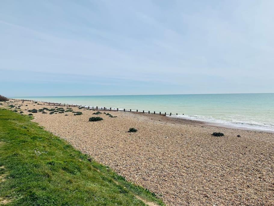 La Mer Ferring Esterno foto